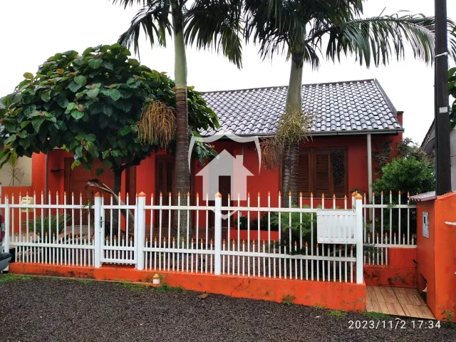 Casa com 2 dormitórios