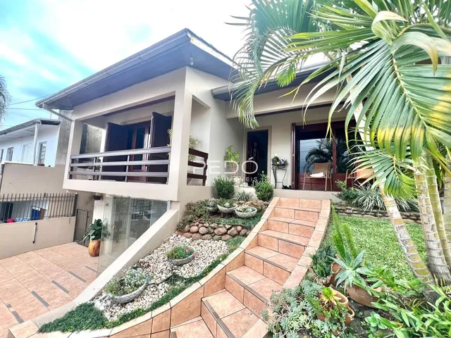 Casa com 3 dormitórios