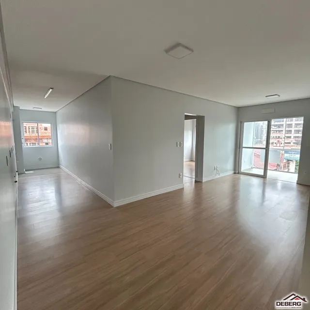 Apartamento com 2 dormitórios