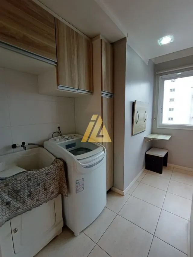 Apartamento com 2 dormitórios, foto 3