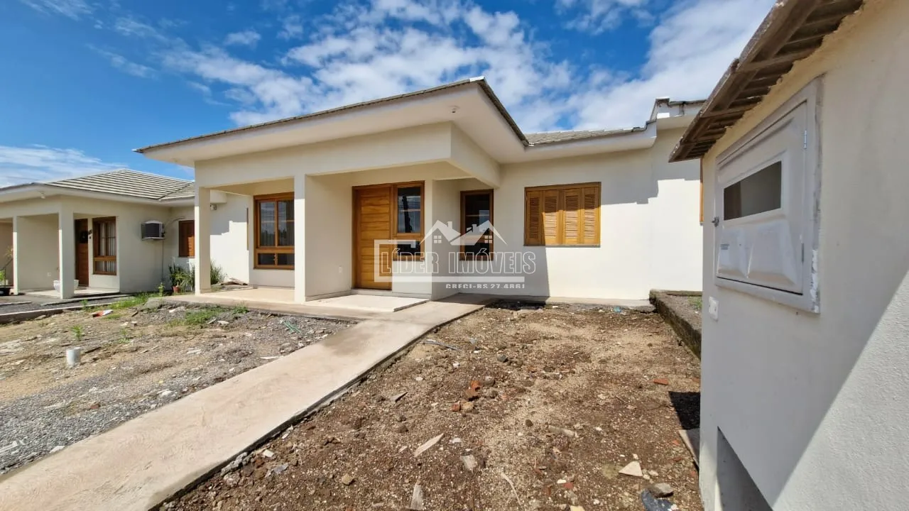Casa geminada com 2 dormitórios, foto 1