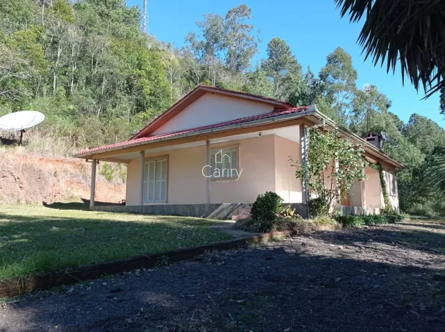 Área rural com 4 dormitórios