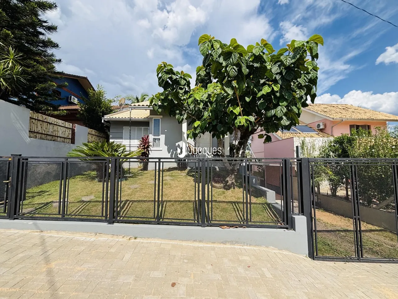 Casa com 3 dormitórios, foto 1