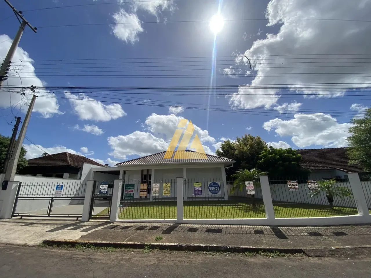 Casa com 3 dormitórios, foto 1