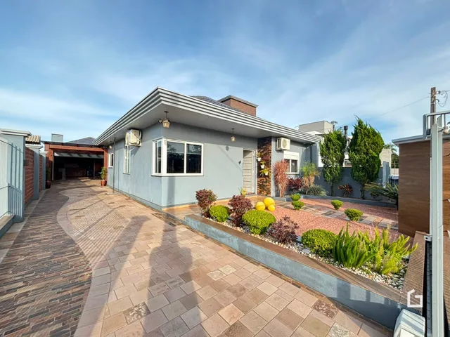 Casa com 2 dormitórios