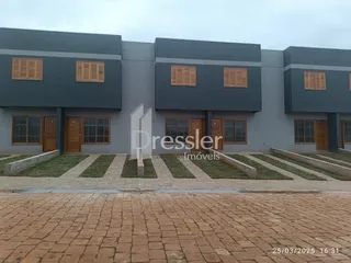Fachada de uma residência moderna em Lajeado, Brasil.