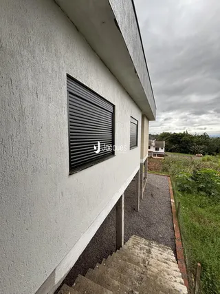Fachada externa de uma residência em Lajeado, Brasil.