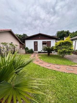 Casa com 3 dormitórios