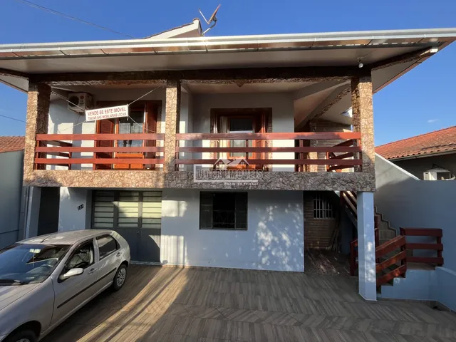 Casa com 3 dormitórios