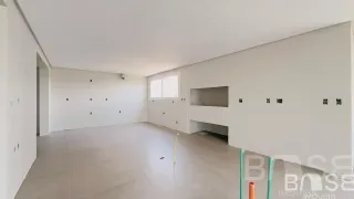 Apartamento com 3 dormitórios, foto 3