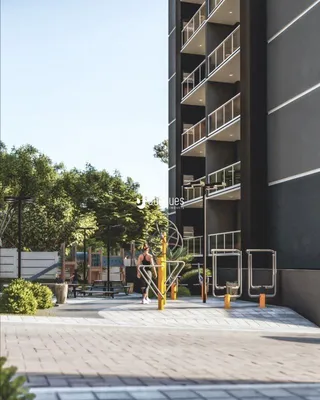 Fachada moderna de um edifício residencial em Lajeado, Brasil.