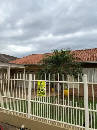 Casa com 2 dormitórios