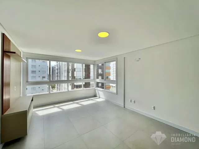 Apartamento com 2 dormitórios, foto 3