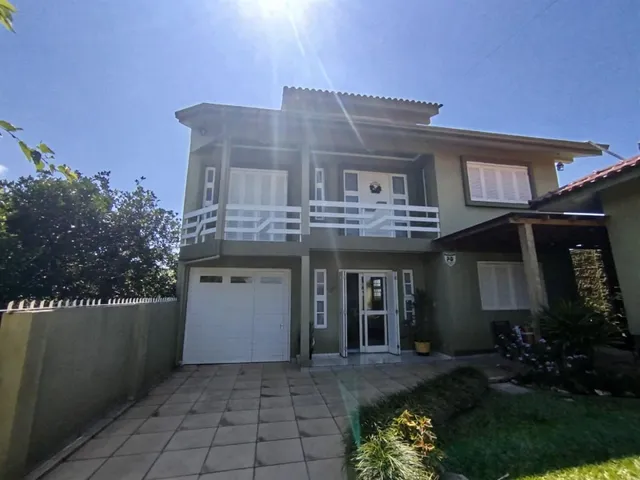 Casa com 3 dormitórios