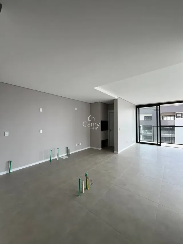Apartamento com 3 dormitórios, foto 2