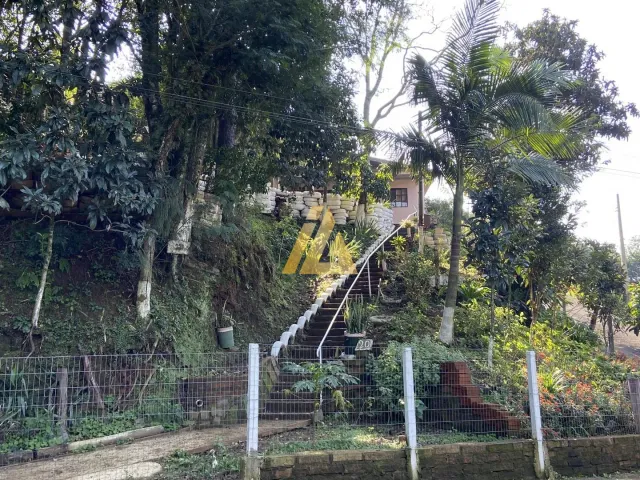 Casa com 3 dormitórios