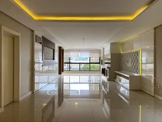 Apartamento com 4 dormitórios, foto 2