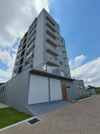 Fachada de um prédio residencial em Lajeado, Brasil.