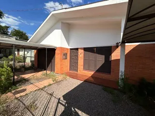 Casa com 6 dormitórios, foto 3