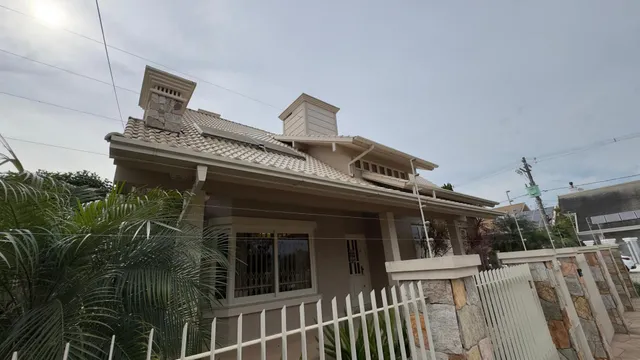 Casa com 3 dormitórios