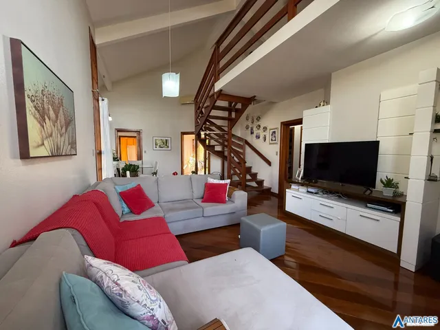 Casa com 3 dormitórios, foto 2