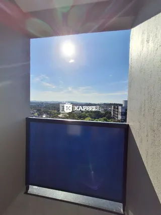 Vista panorâmica do céu azul claro em Lajeado.