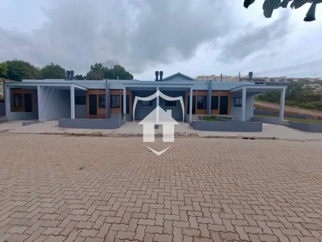 Fachada externa de uma casa moderna em Lajeado, Brasil.