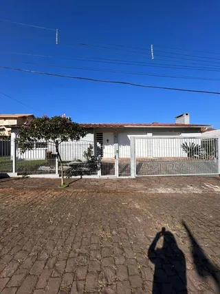Casa com 3 dormitórios
