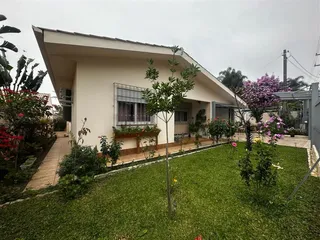 Casa com 4 dormitórios, foto 2
