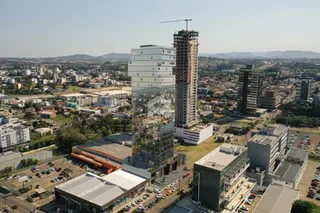 Vista aérea de um desenvolvimento urbano em Lajeado, Brasil.