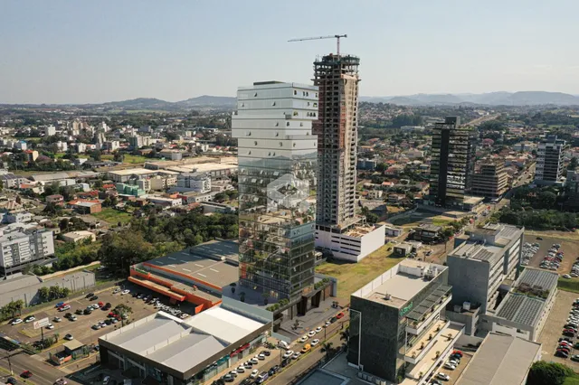 Vista aérea de um desenvolvimento urbano em Lajeado, Brasil.
