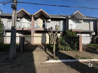 A fachada de um imóvel residencial em Lajeado, Brasil.