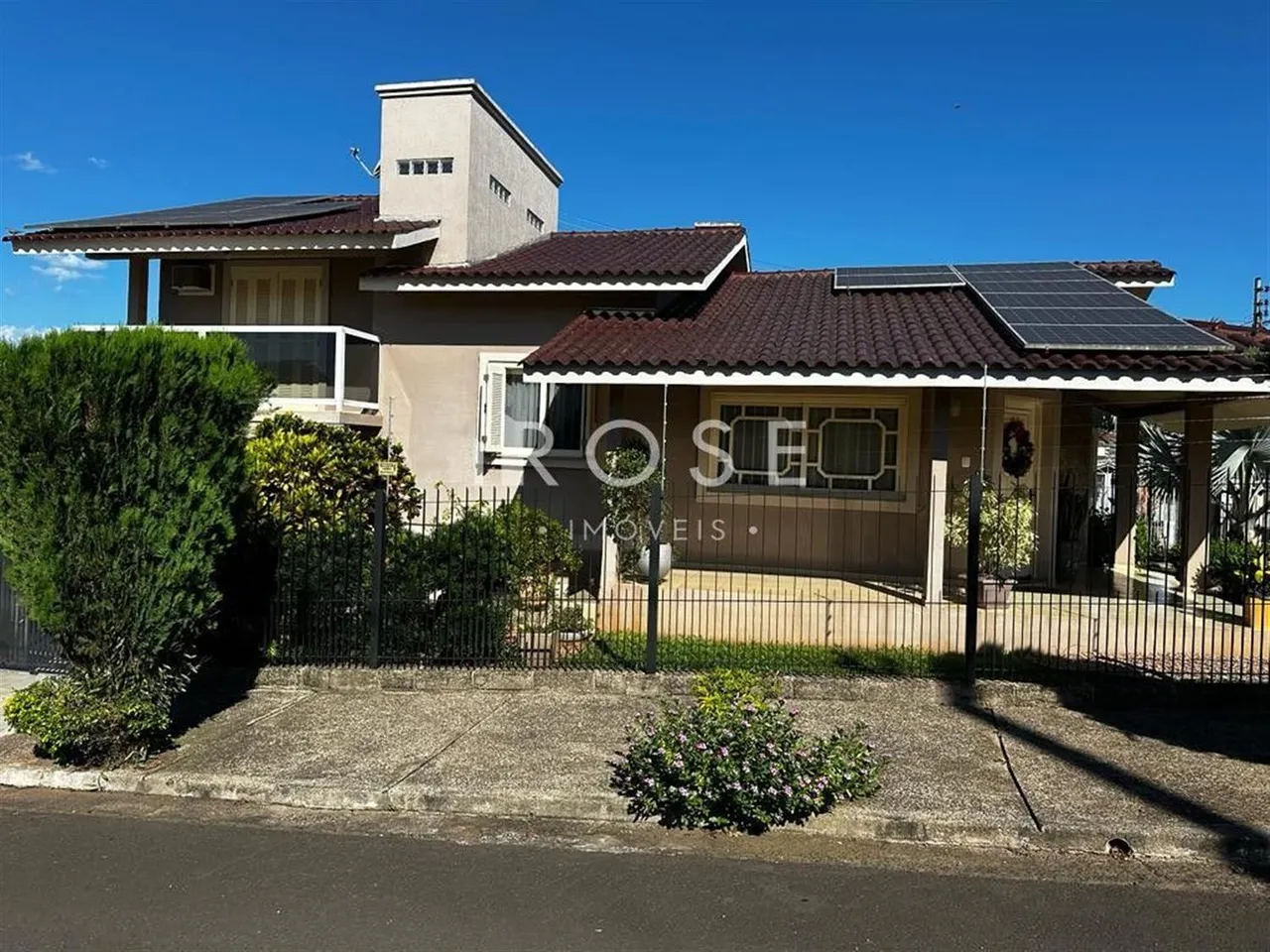 Casa com 2 dormitórios, foto 1