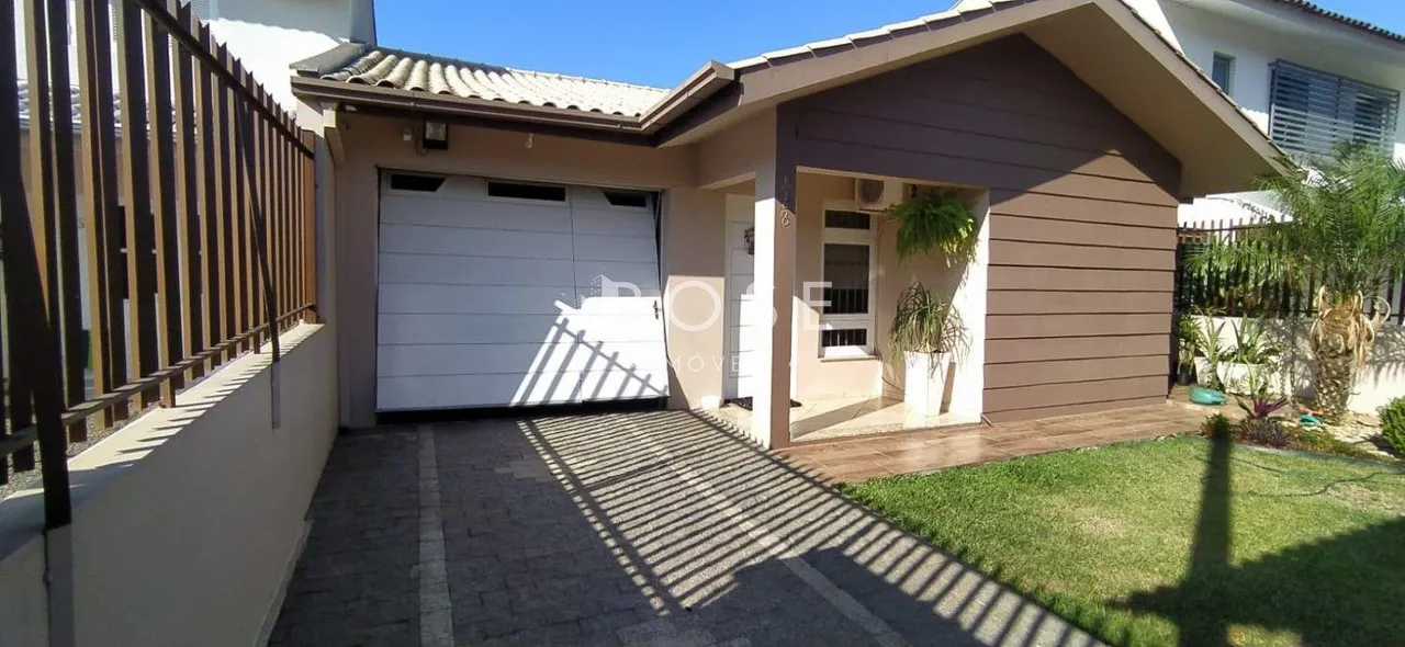 Casa com 3 dormitórios, foto 1