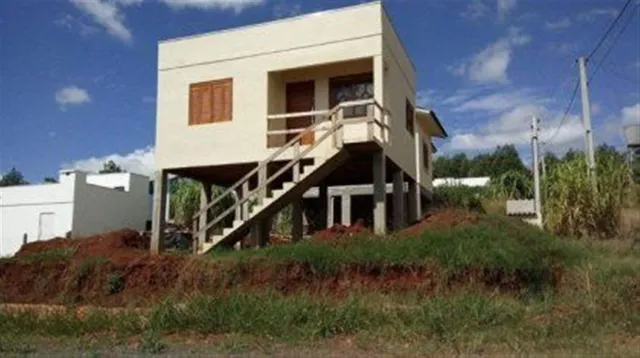 Casa com 1 dormitório