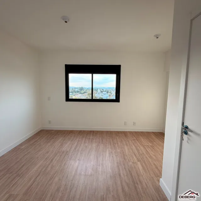 Apartamento com 3 dormitórios, foto 2