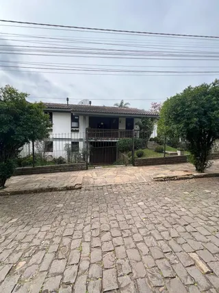 Casa com 3 dormitórios