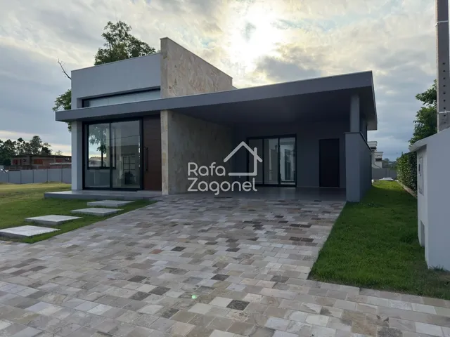 Casa com 3 dormitórios