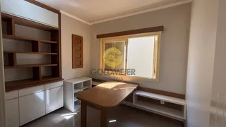 Casa com 4 dormitórios, foto 8