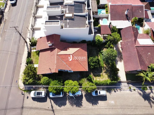 Casa com 4 dormitórios, foto 4