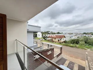 Vista da varanda de um imóvel em Lajeado, com vista para a área externa.