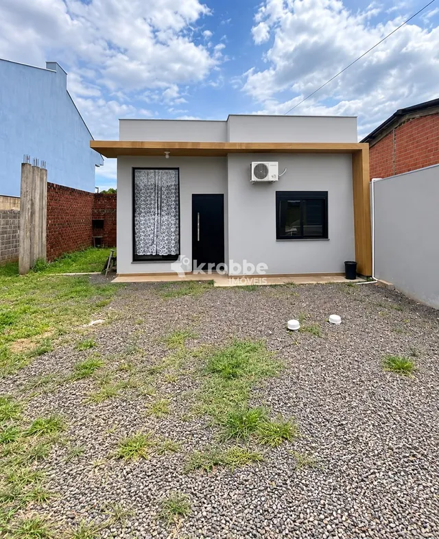 Casa com 1 dormitório
