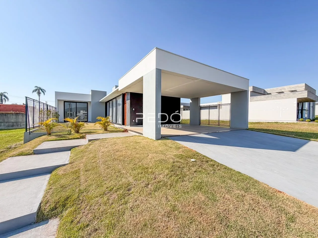 Casa com 3 dormitórios, foto 1