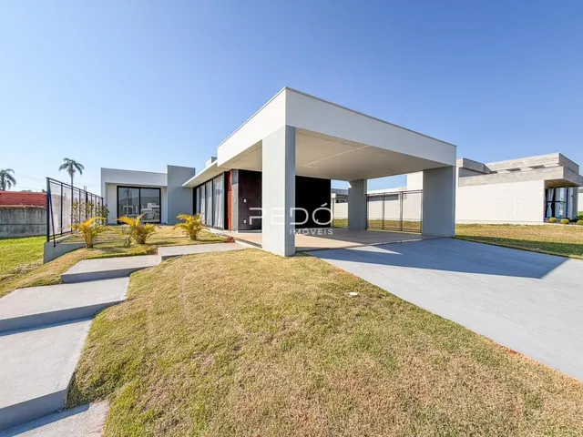 Casa com 3 dormitórios