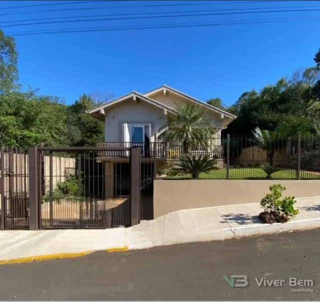 Casa com 2 dormitórios
