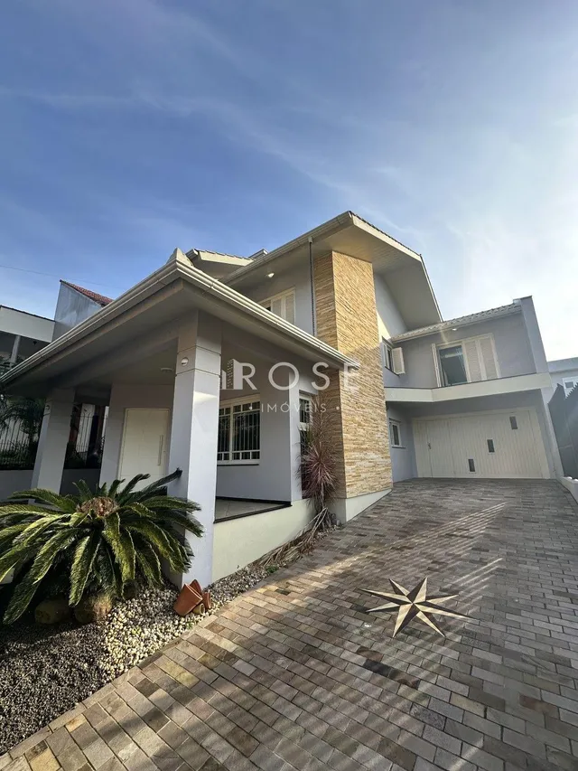 Casa com 3 dormitórios