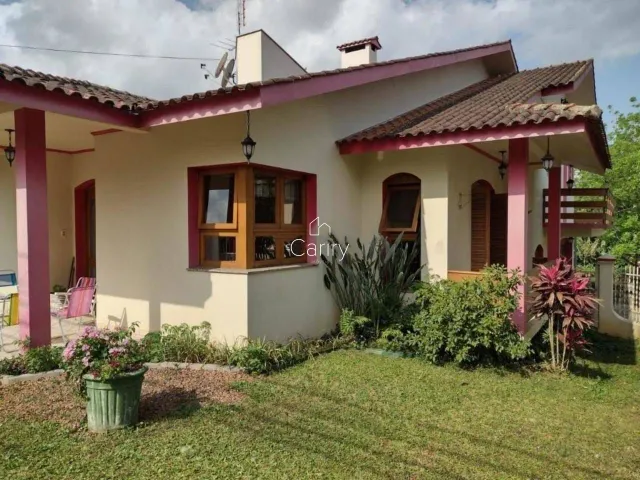Casa com 4 dormitórios
