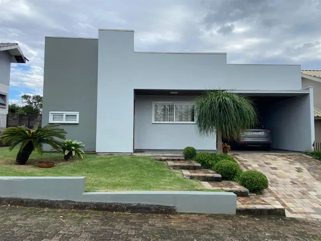 Casa com 1 dormitório