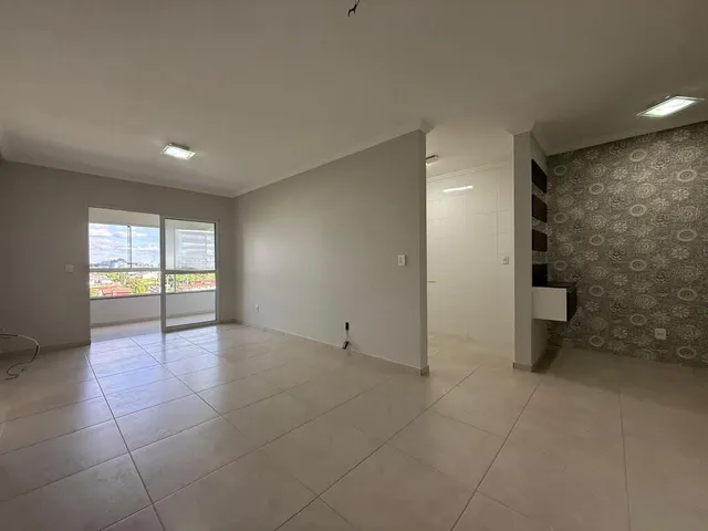 Apartamento com 2 dormitórios, foto 2