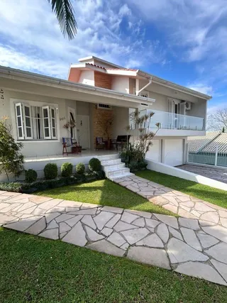 Casa com 3 dormitórios